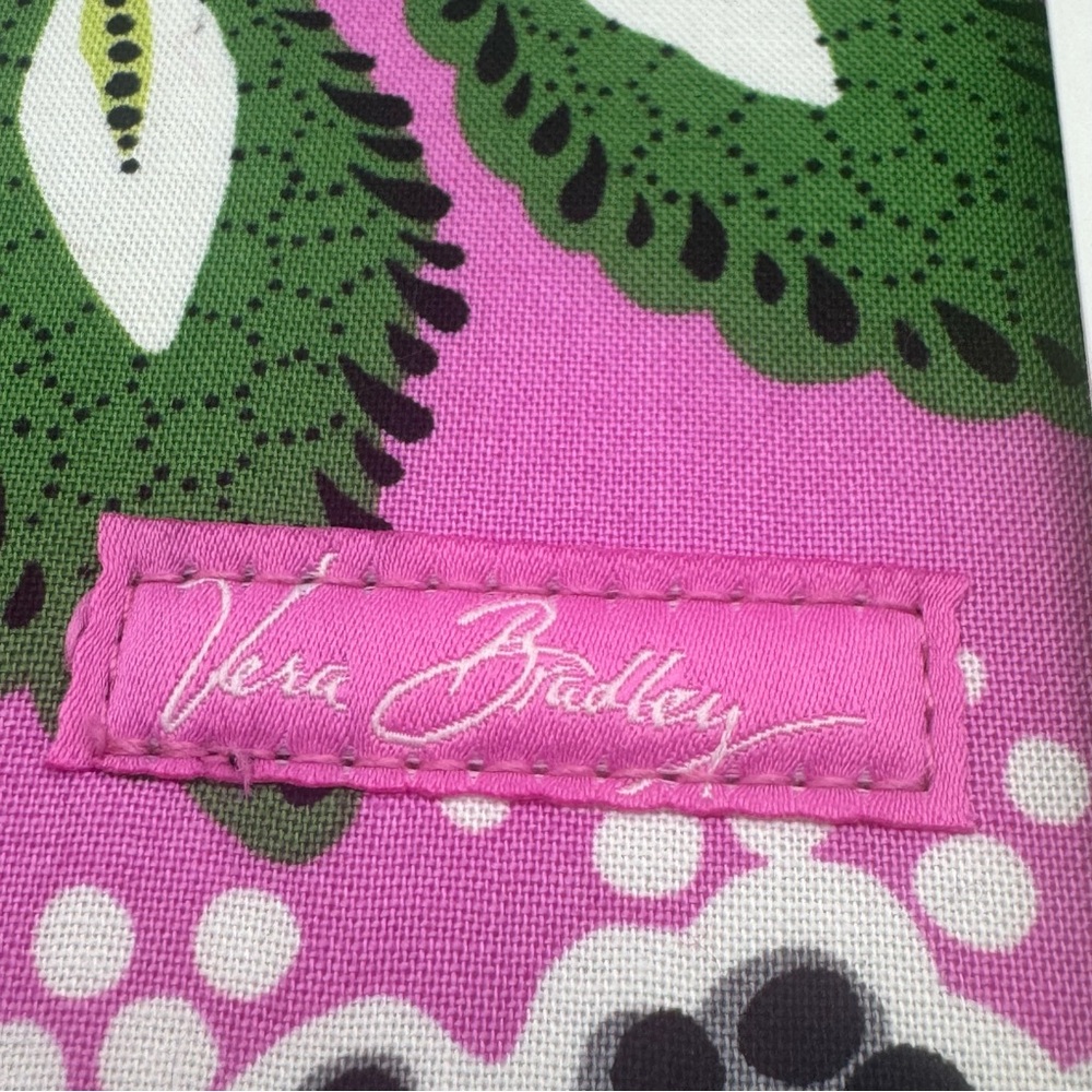 Vera Bradley Tablet Folio Priscilla Pink Fits iPad 2 and Later New - Picture 3 of 9